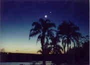 luavemar.jpg (111817 bytes)